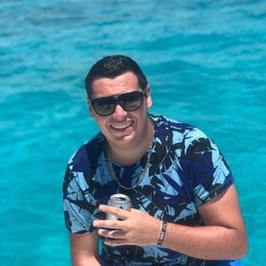 Meet your Posher, Floro